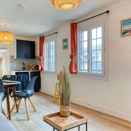 F2 Sur Cour Calme En Centre 公寓 *