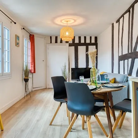 Appartamento F2 Sur Cour Calme En Centre