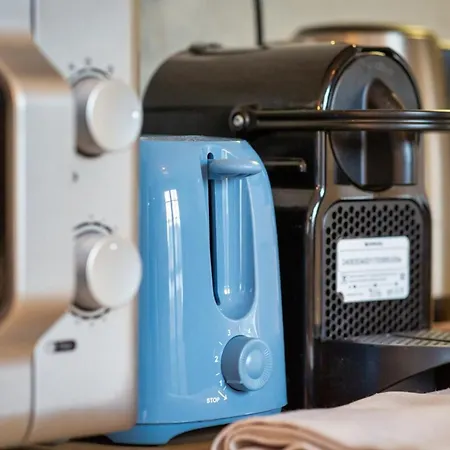 F2 Sur Cour Calme En Centre 公寓 *