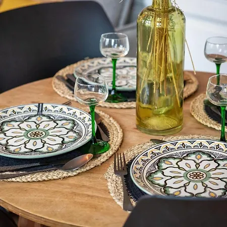 F2 Sur Cour Calme En Centre Appartamento Rouen