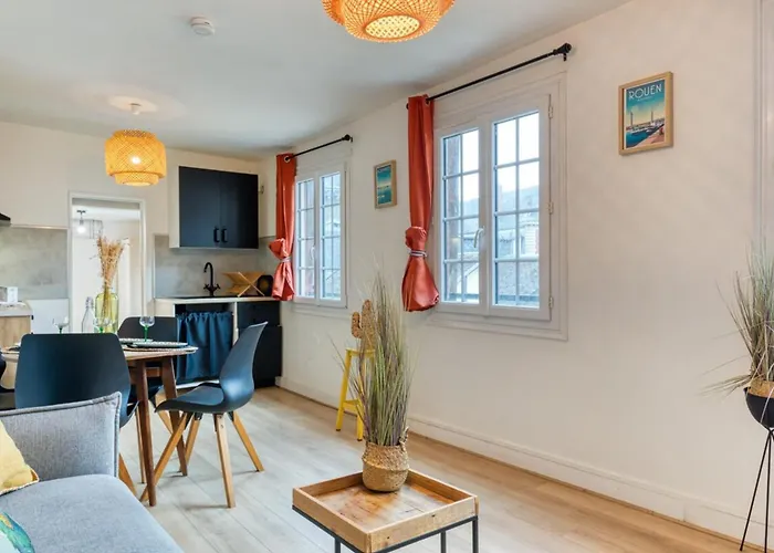 F2 Sur Cour Calme En Centre Apartment *