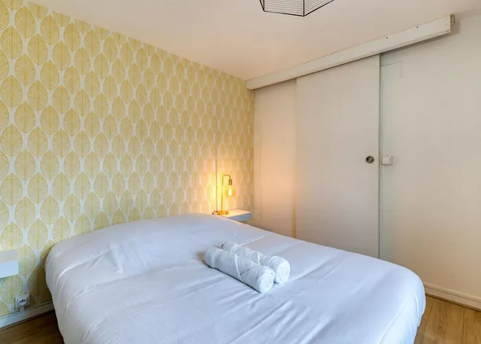 公寓 F2 Sur Cour Calme En Centre *